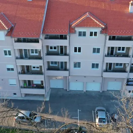 Apartment Exclusive *